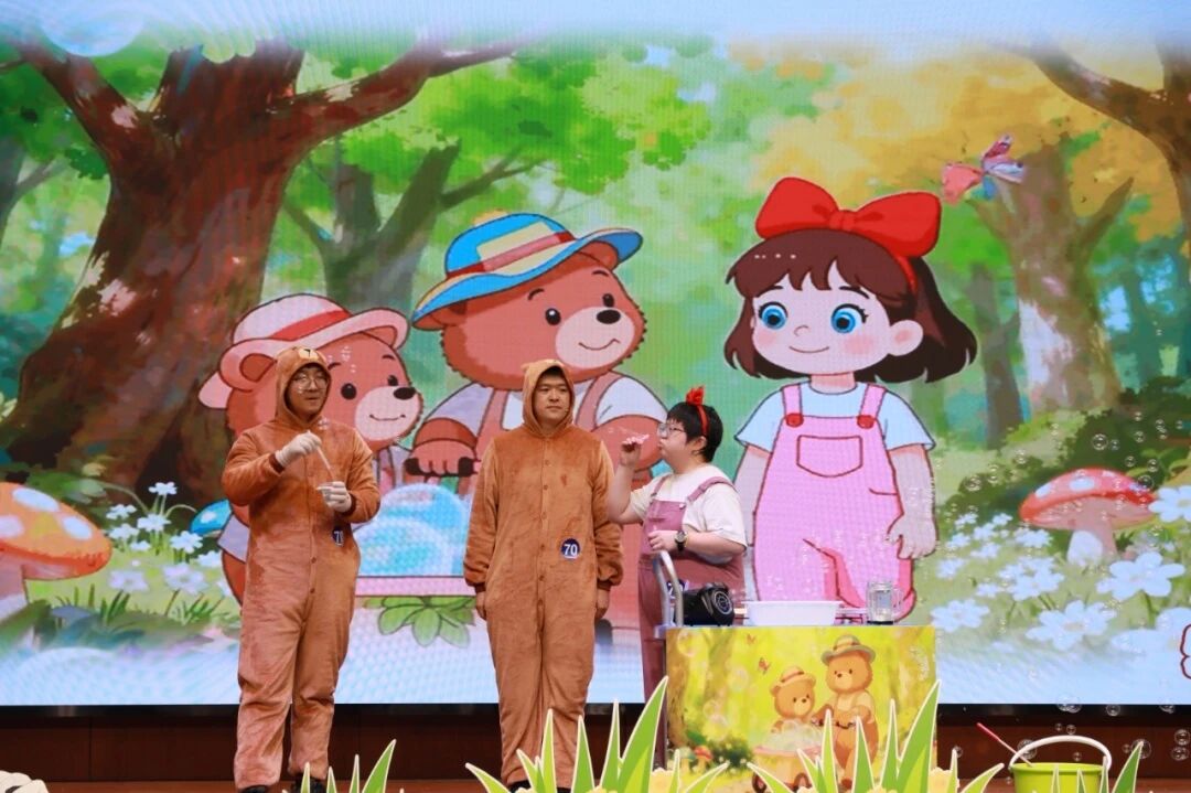 5.jpg 2025内蒙古科学实验展演汇演大赛圆满收官相关图片